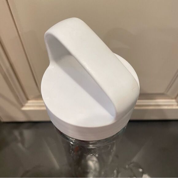 STARBUCKS "You are here" Chicago water bottle - Picture 4 of 11